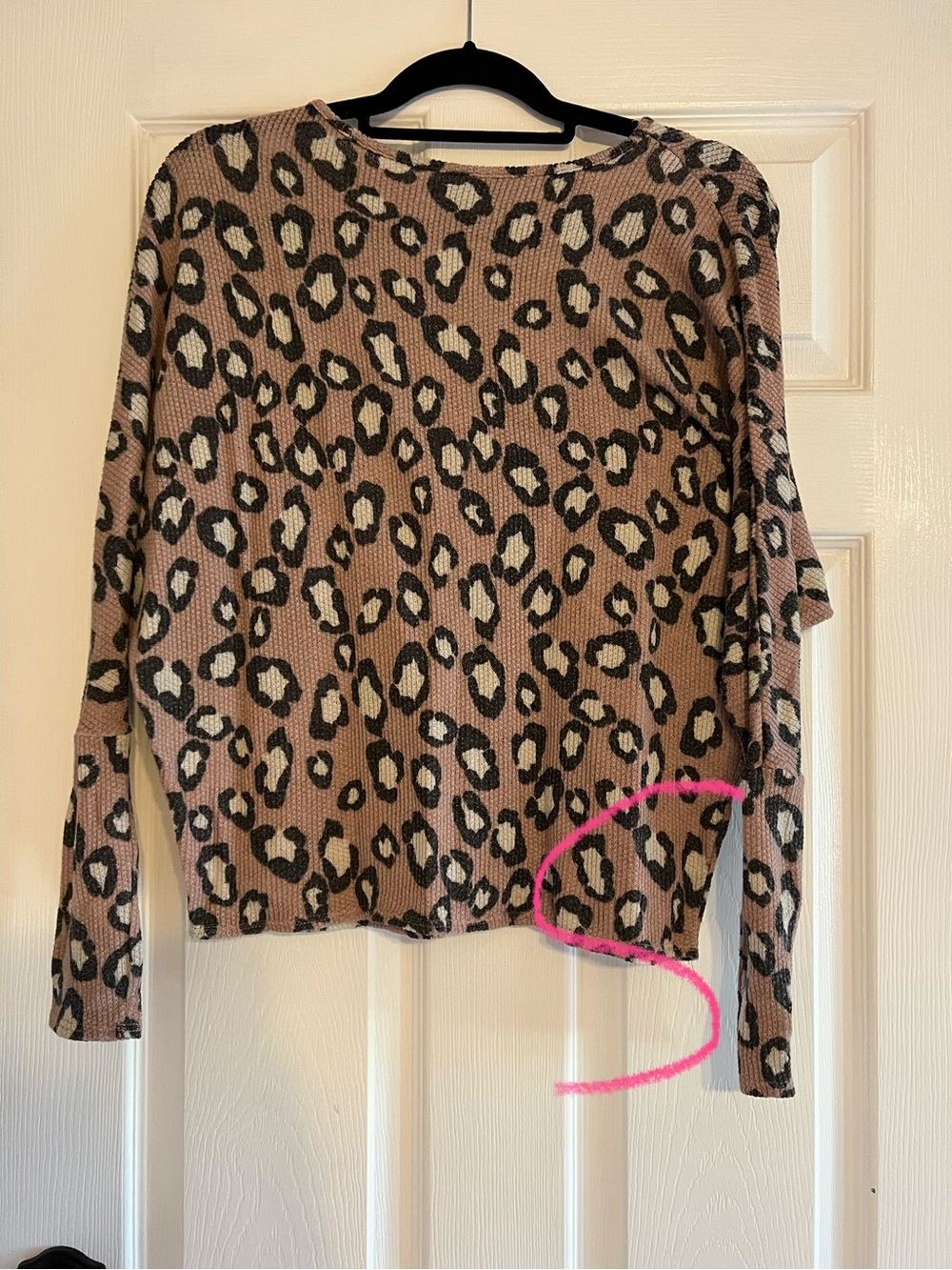 Leopard Print Long-Sleeve Women's Top - Taupe